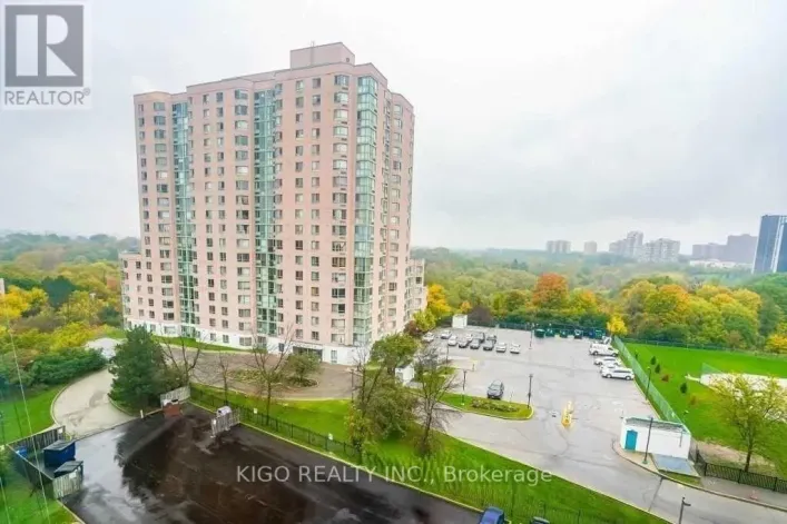 907 - 21 MARKBROOK LANE, Toronto