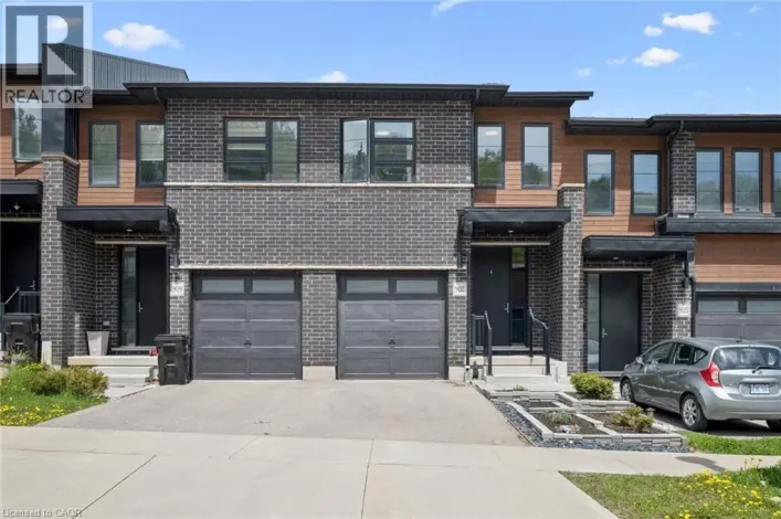 907 ROBERT FERRIE Drive, Kitchener