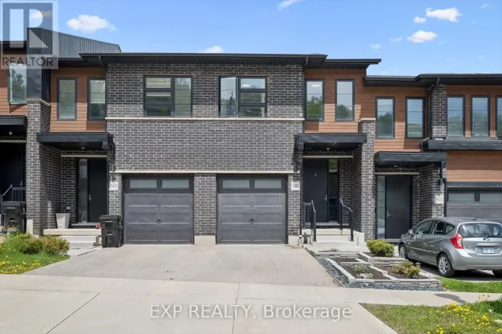 907 ROBERT FERRIE DRIVE, Kitchener
