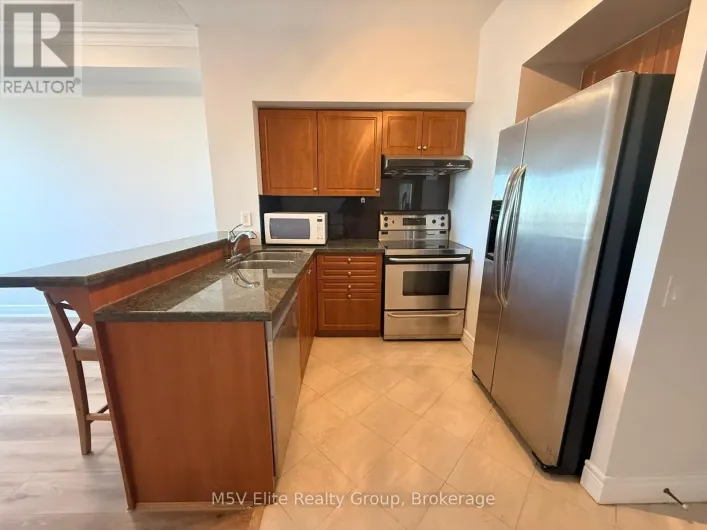 908 - 1 CLAIRTRELL ROAD, Toronto