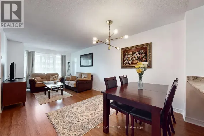 908 - 212 EGLINTON AVENUE E, Toronto