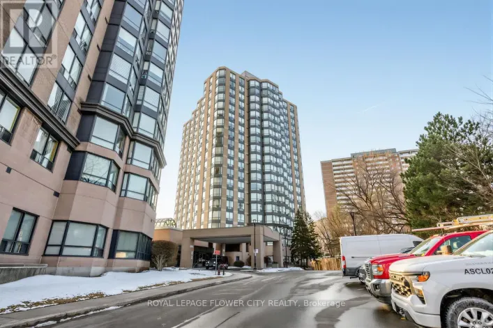 908 - 3 HICKORY TREE ROAD, Toronto
