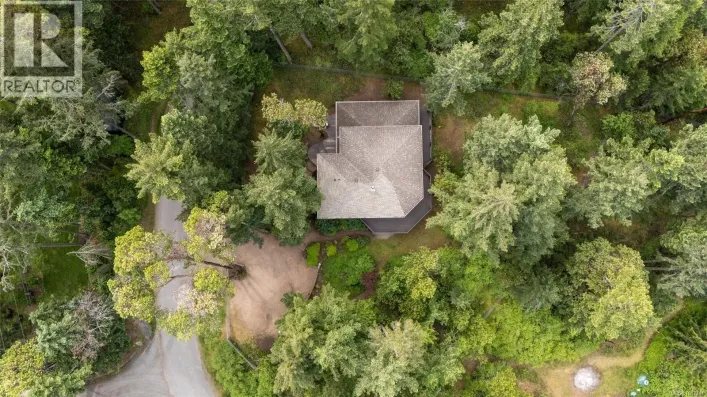 908 Little Mountain Rd, Errington
