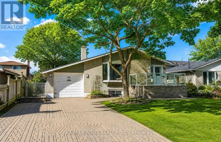 908 LYNX AVENUE, Pickering
