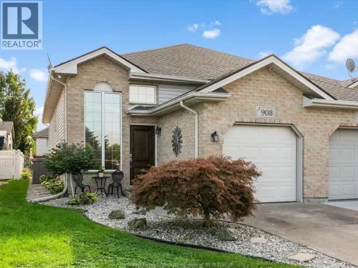 908 MICHAEL DRIVE, Tecumseh