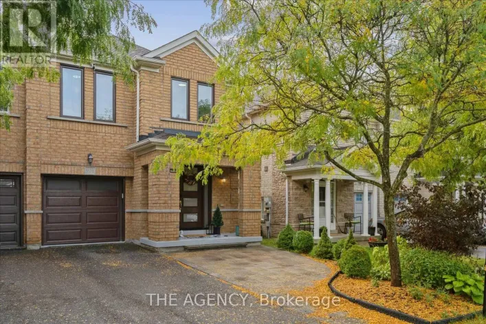 908 OAKTREE CRESCENT, Newmarket