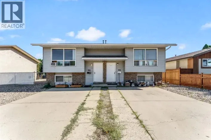 908 Ross Glen Drive SE, Medicine Hat