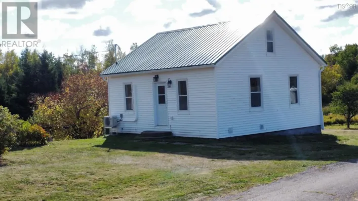 9080 Hwy#6 Highway, Pugwash