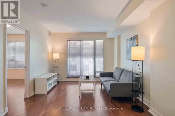 909 - 200 BESSERER STREET, Ottawa