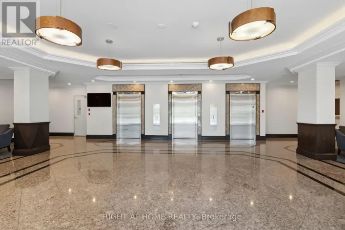 909 - 2155 BURNHAMTHORPE ROAD W, Mississauga