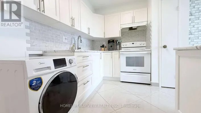 Apartment for rent: 909 - 4645 JANE STREET, Toronto