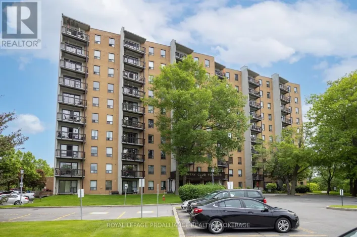 909 - 66 GREENVIEW DRIVE, Kingston
