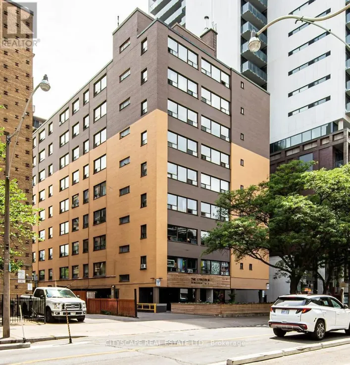 909 - 85 WELLESLEY STREET E, Toronto