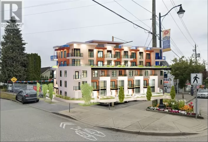 909 913 915 TWELFTH STREET, New Westminster