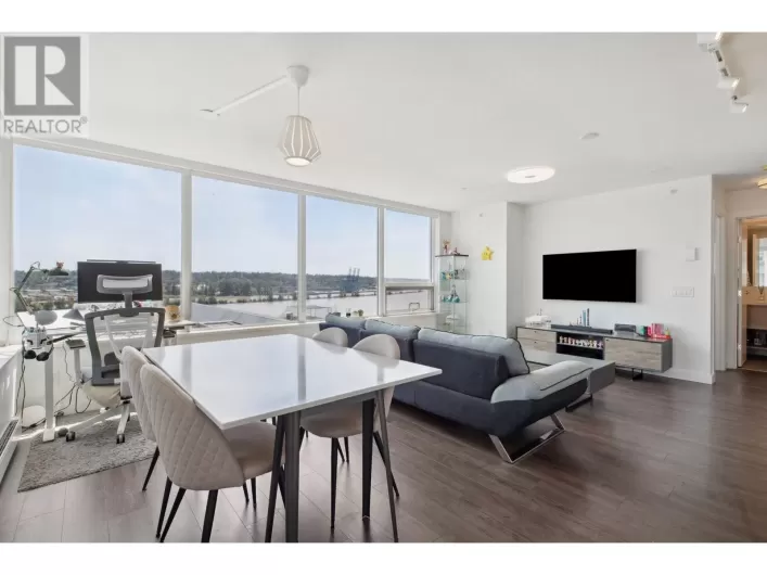 909 988 QUAYSIDE DRIVE, New Westminster