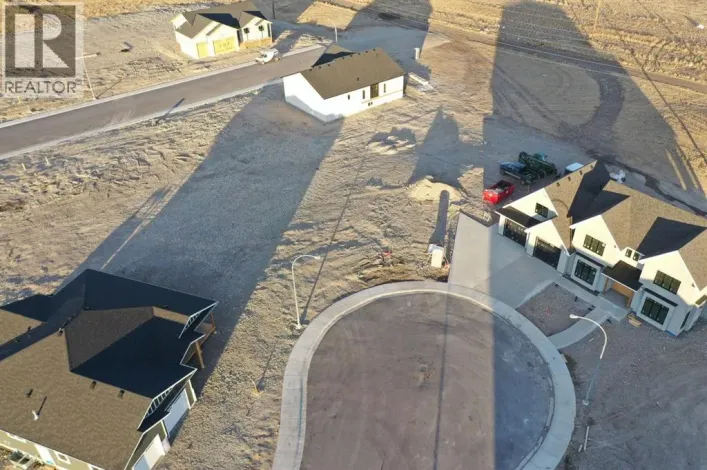 909 Lilac Crt, Fort Macleod