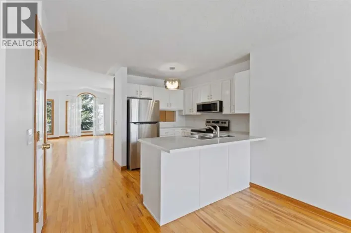 9095 Scurfield Drive NW, Calgary