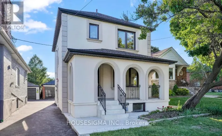 90A BICKNELL AVENUE, Toronto