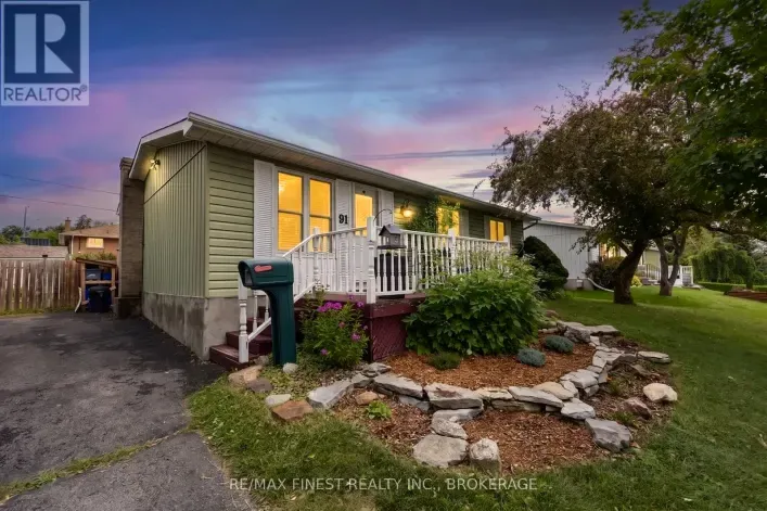 91 CAMBRIDGE CRESCENT, Loyalist