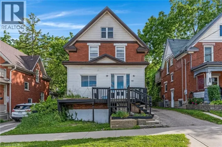 91 CHARLES Street E, Kitchener