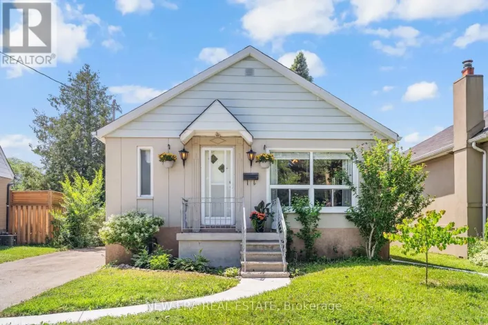 91 HADRIAN DRIVE, Toronto
