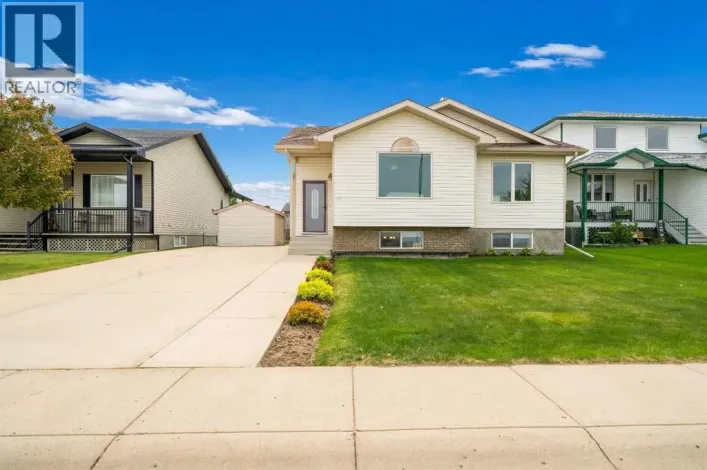 91 Hunt Crescent NE, Medicine Hat