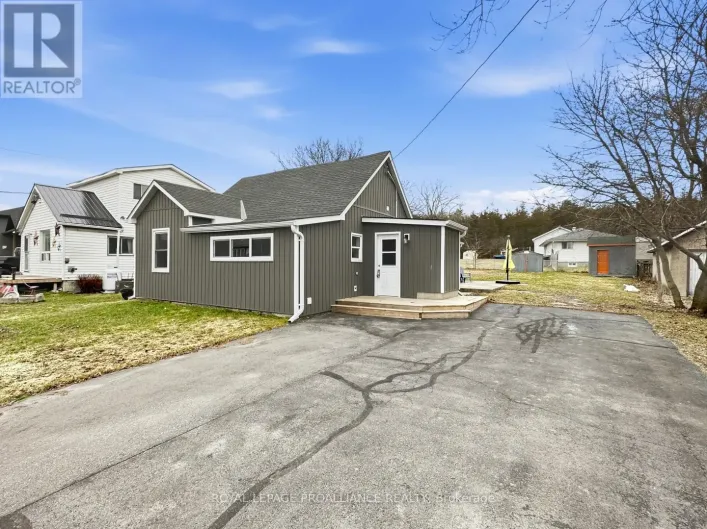 91 LYWOOD STREET, Belleville