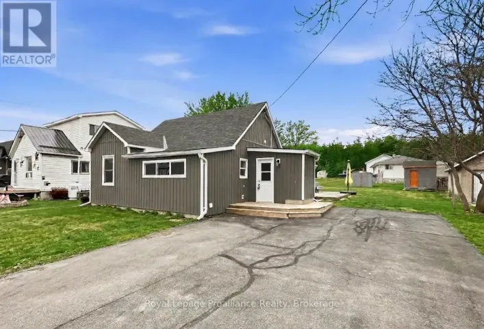 91 LYWOOD STREET, Belleville