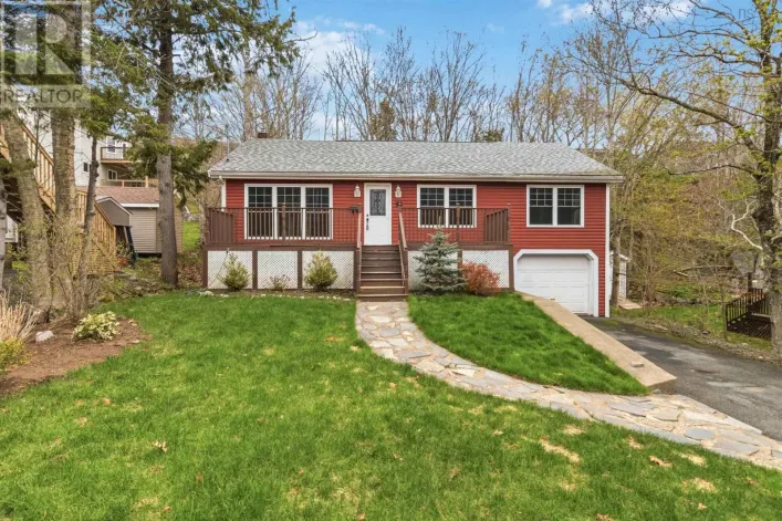 91 Meadowbrook Drive, Bedford