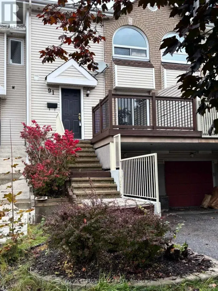 91 THORNBURY CRESCENT, Ottawa