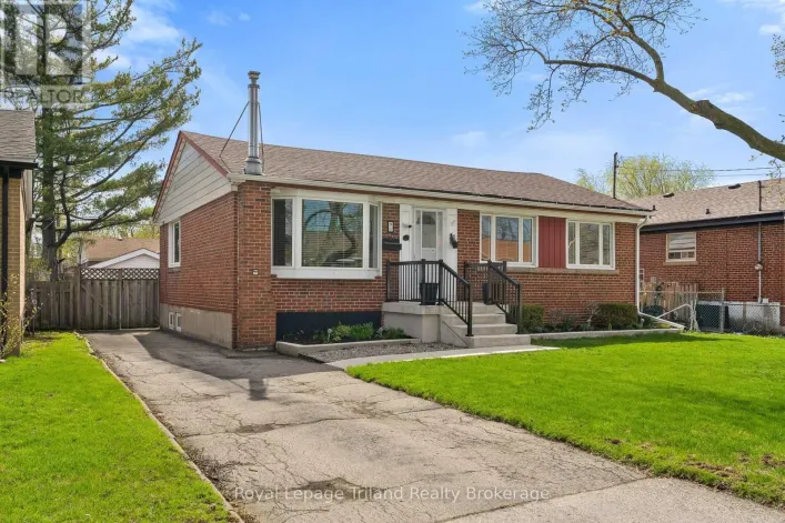 91 WISE CRESCENT, Hamilton