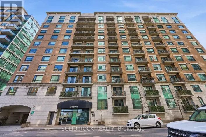 910 - 200 BESSERER STREET, Ottawa