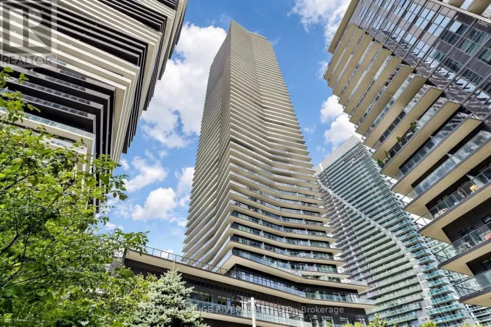 910 - 38 ANNIE CRAIG DRIVE, Toronto