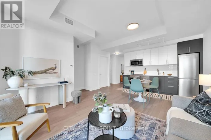 910 - 664 SPADINA AVENUE, Toronto