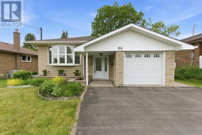 910 CROCUS CRESCENT, Whitby