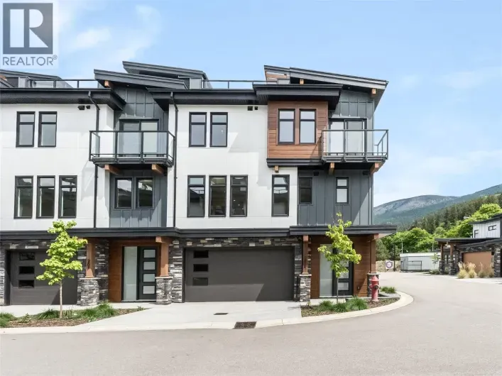 Row / Townhouse for sale: 910 Lakeside Drive Unit# 208, Nelson
