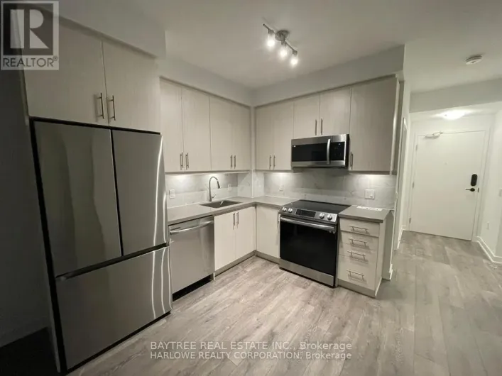 911 - 105 ONEIDA CRESCENT, Richmond Hill