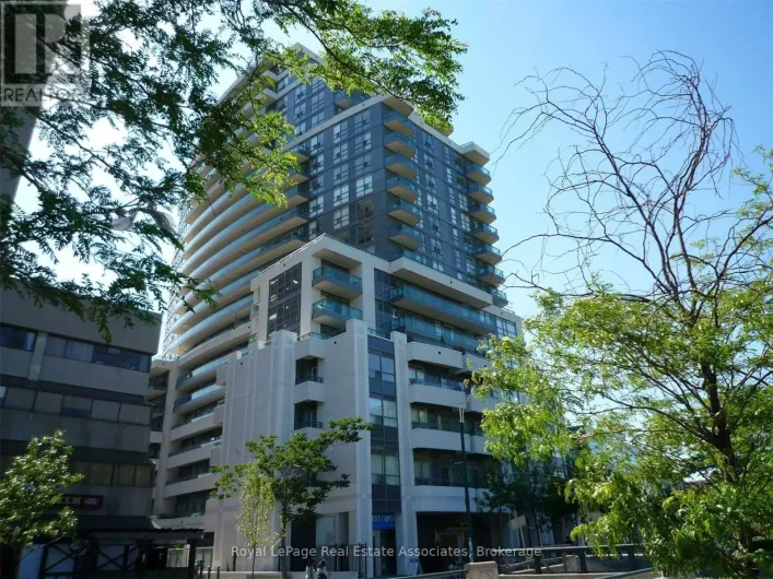 911 - 736 SPADINA AVENUE, Toronto