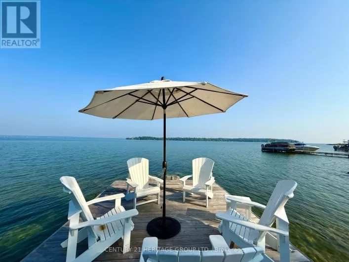 911 LAKE DRIVE N, Georgina