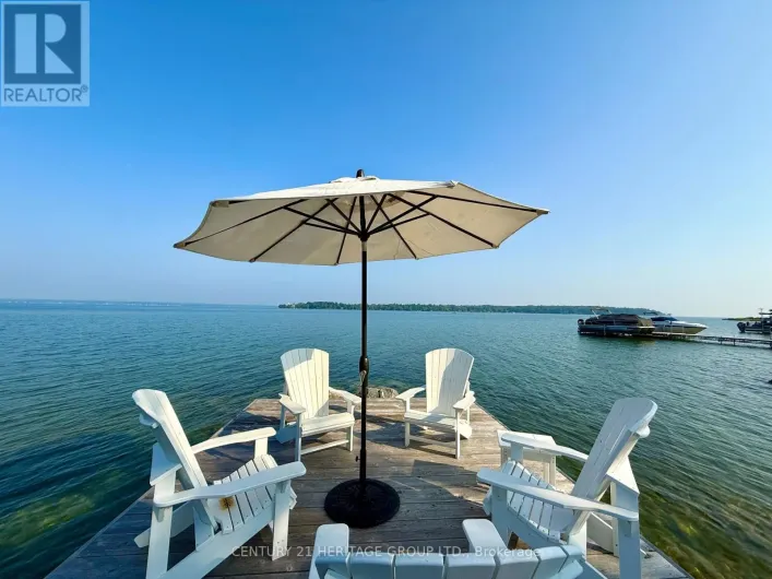 911 LAKE DRIVE N, Georgina