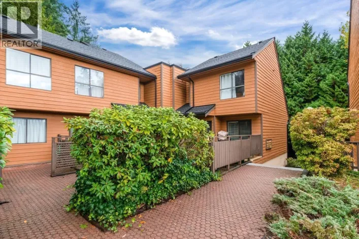 9110 CENTAURUS CIRCLE, Burnaby