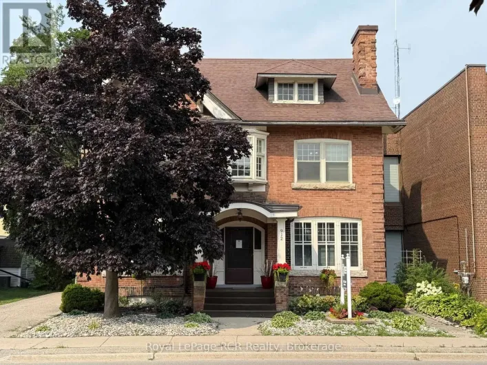 912 2ND AVENUE W, Owen Sound