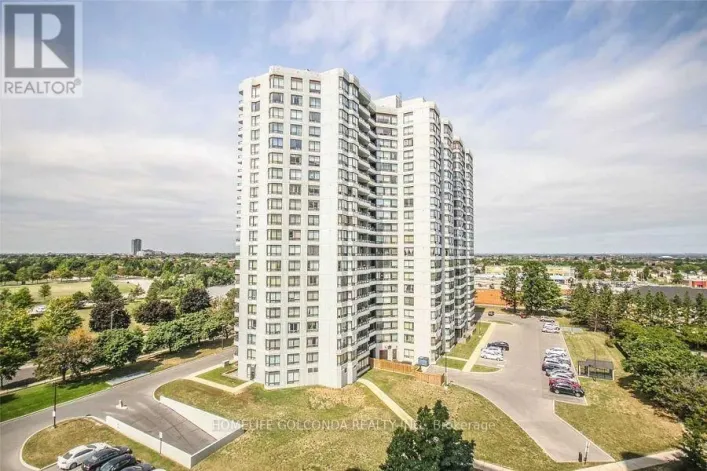 912 - 330 ALTON TOWERS CIRCLE, Toronto
