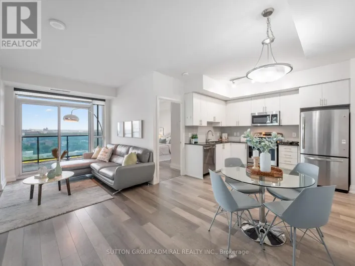 912 - 7167 YONGE STREET, Markham