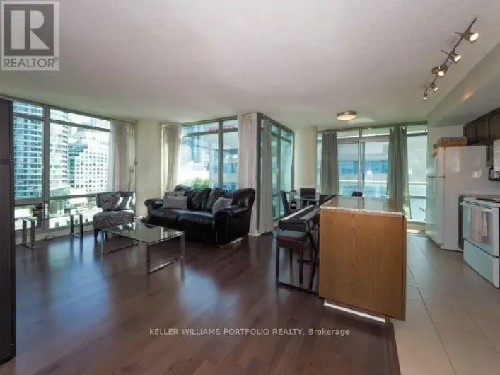 912 - 81 NAVY WHARF COURT, Toronto