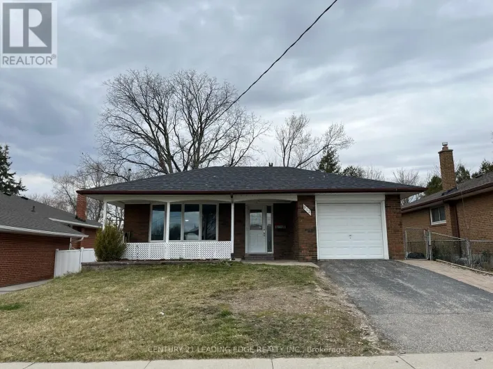 912 CROCUS CRESCENT, Whitby