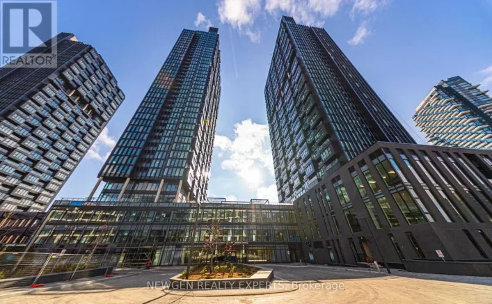 913 - 1 QUARRINGTON LANE, Toronto