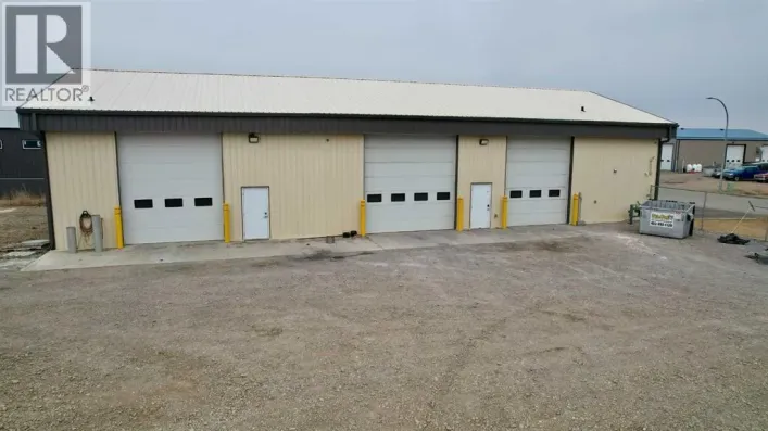 913 13 Ave, Coaldale