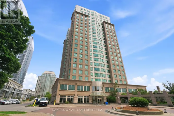 913 - 8 LEE CENTRE DRIVE, Toronto