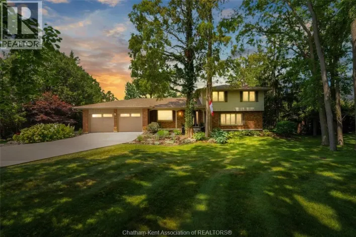 9133 Woodland CRESCENT, Chatham